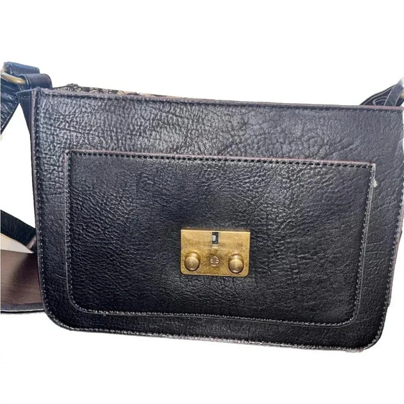 CARLOS SANTANA SERENA BLACK LEATHERETTE  ANTIQUE GOLD STUDS FLAP CROSSBODY BAG - Picture 4 of 9